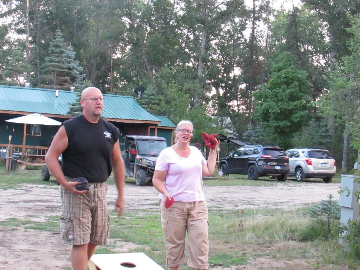 Best Bear Lodge & Campground Irons Екстер'єр фото