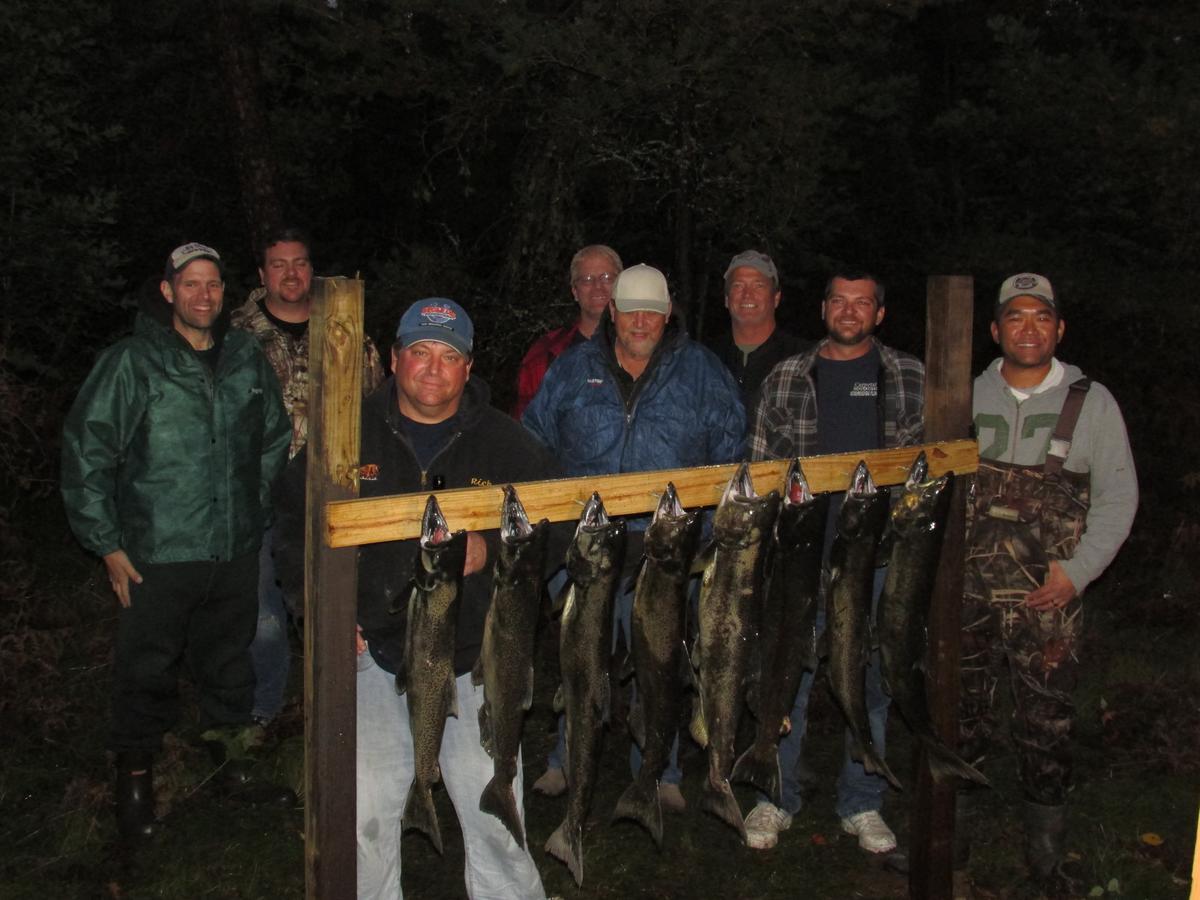 Best Bear Lodge & Campground Irons Екстер'єр фото
