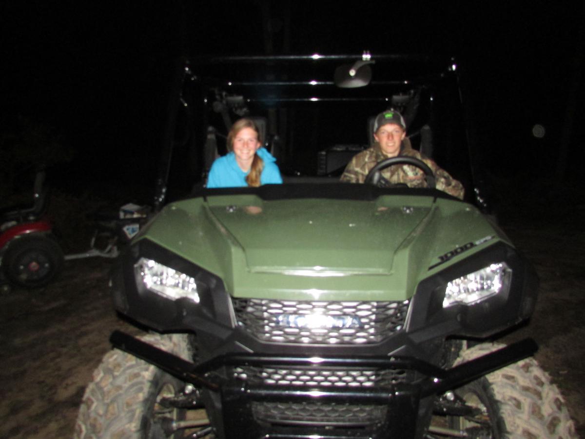 Best Bear Lodge & Campground Irons Екстер'єр фото